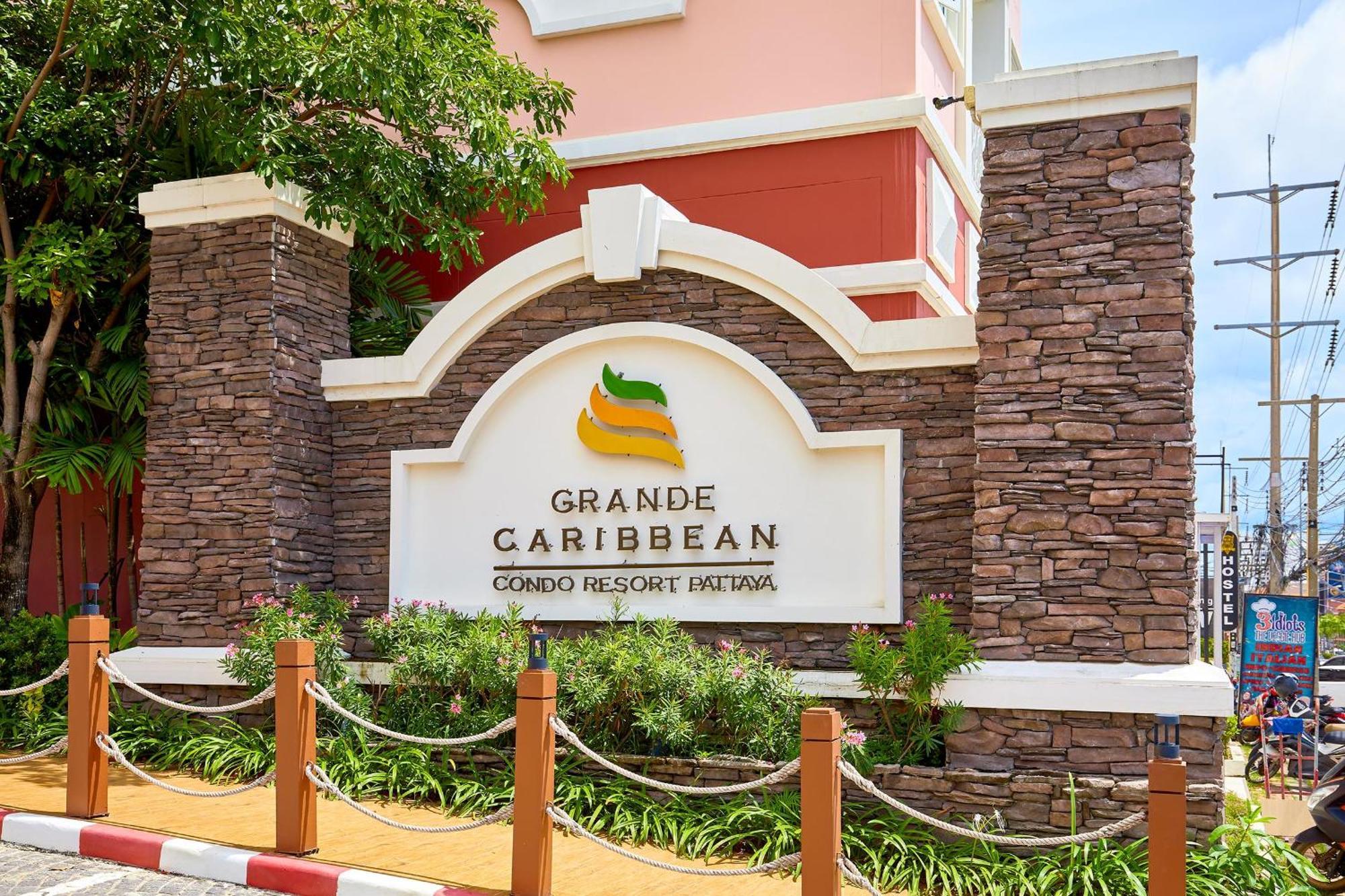Grande Carribean - Seaview - Jomtien -Free Taxi From The Airport Apartamento Pattaya Exterior foto