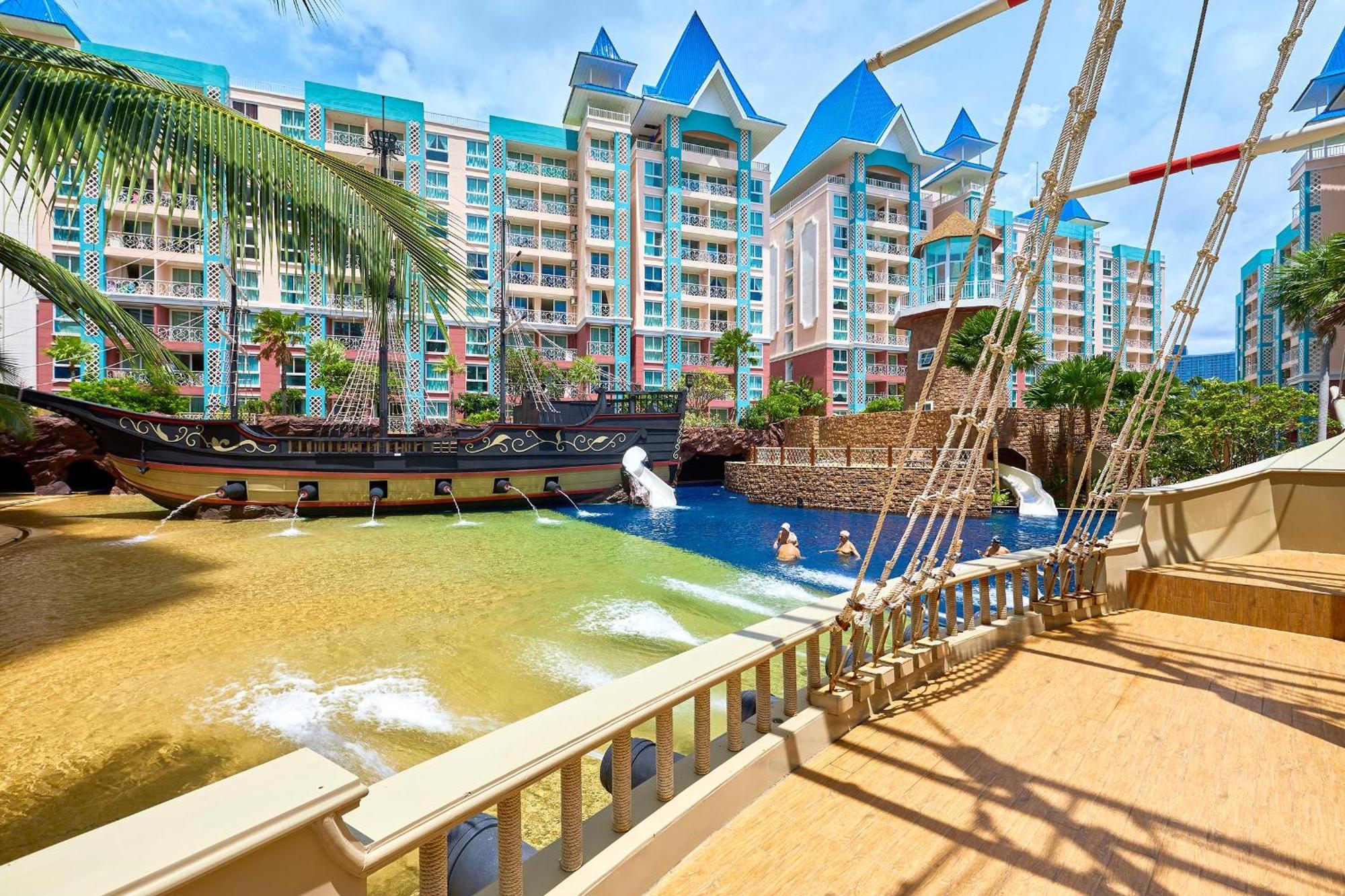 Grande Carribean - Seaview - Jomtien -Free Taxi From The Airport Apartamento Pattaya Exterior foto