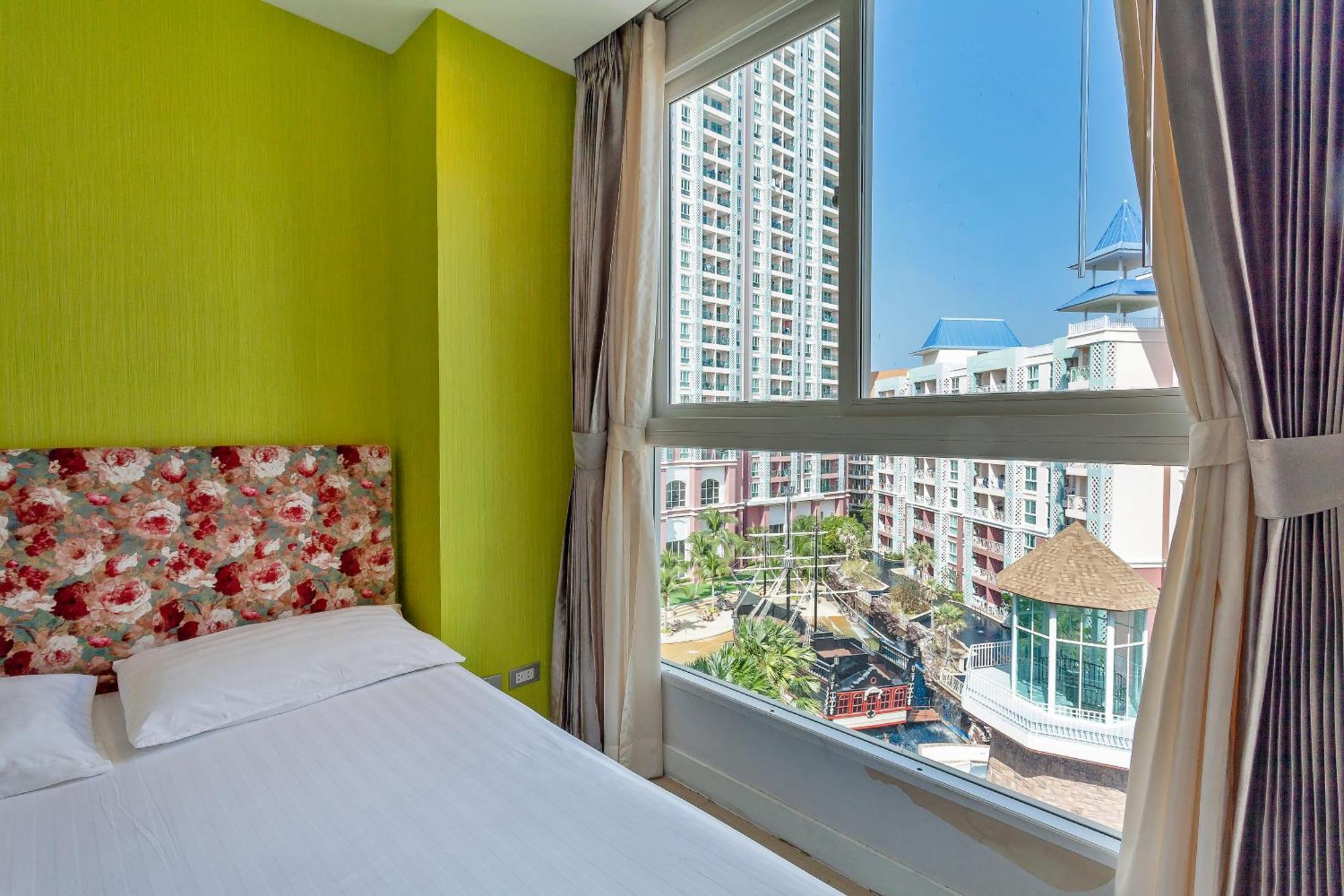 Grande Carribean - Seaview - Jomtien -Free Taxi From The Airport Apartamento Pattaya Exterior foto